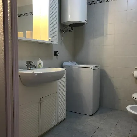 Per Famiglie, Lontano Dal Caos Apartment
