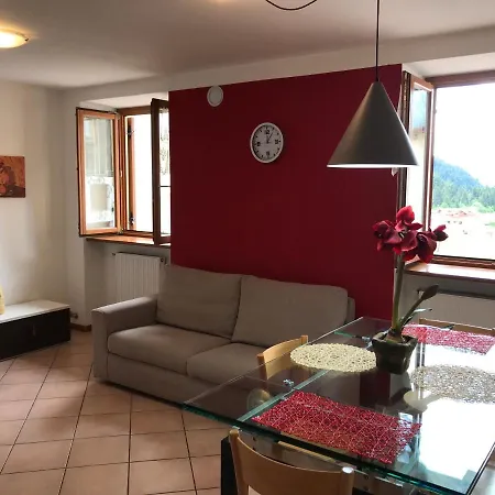 Per Famiglie, Lontano Dal Caos Apartment *