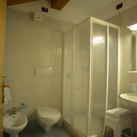 Canada Hotel