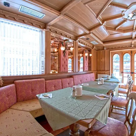 Cristallo Hotel