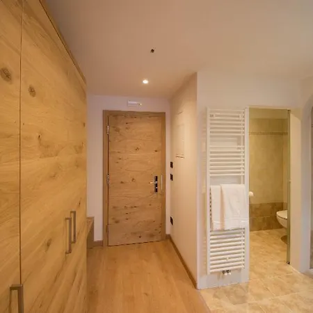 Meridiana Aparthotel 3*