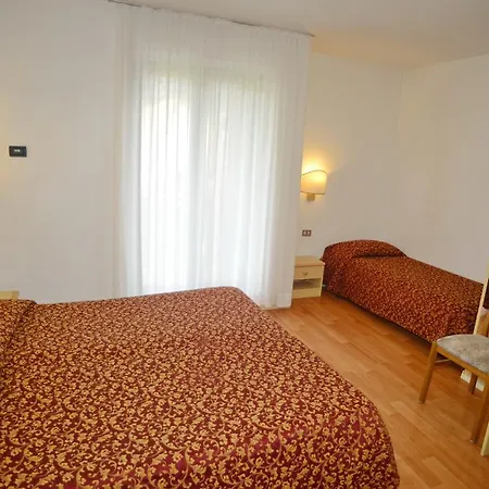 Canada Hotel