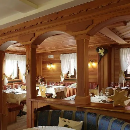 Hotel Cavallino Lovely