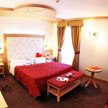 Cavallino Lovely Hotel 4*