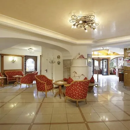 Cavallino Lovely Hotel 4*