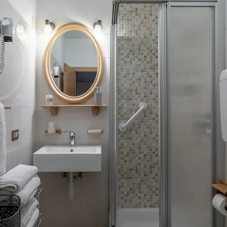 Dimora La Val Apartment *