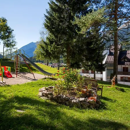 Diamant Aparthotel 3*