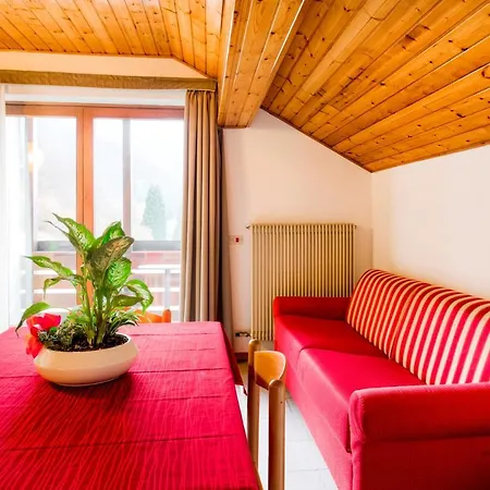Diamant Aparthotel 3*
