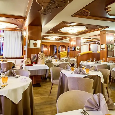 Cavallino Lovely Hotel Andalo