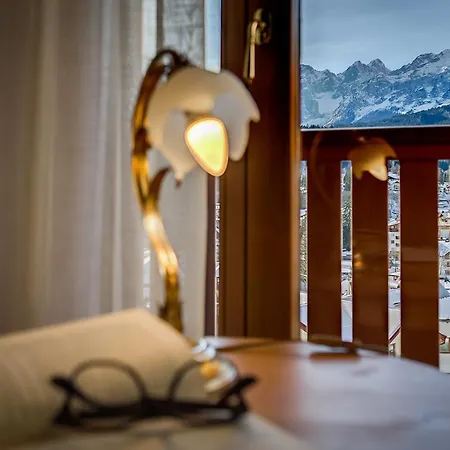 Cavallino Lovely Hotel Andalo