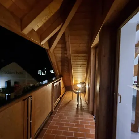Canada Hotel 3*