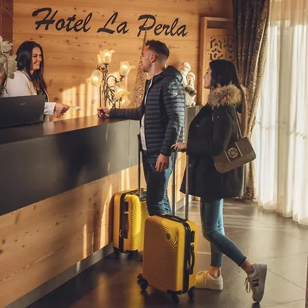 La Perla Hotel