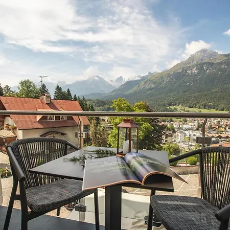 La Perla Hotel 4*