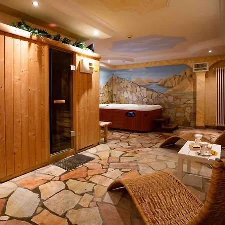 Hotel Andalo Hotel