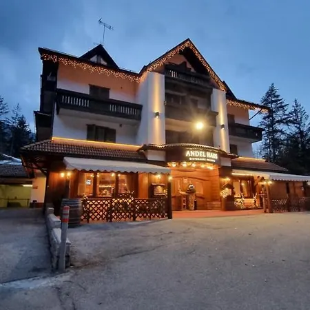 Minerva's House + Private Parking *
