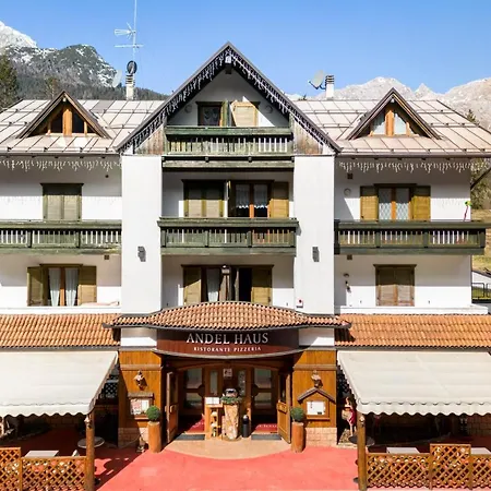 Minerva's House + Private Parking Apartment