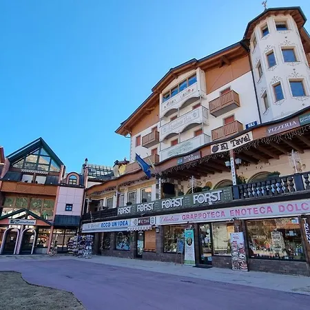 Minerva's House + Private Parking
