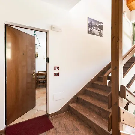 Apartment Minerva's House + Private Parking Andalo