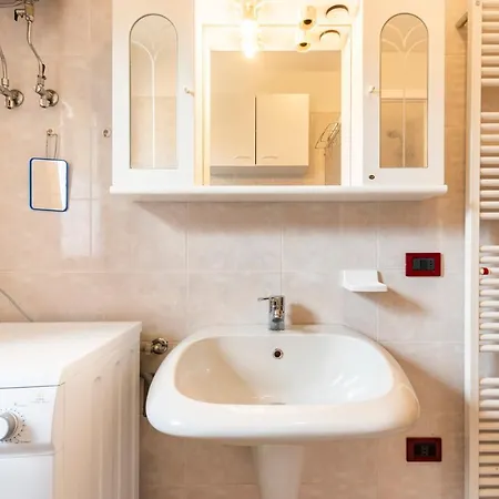 Minerva's House + Private Parking *