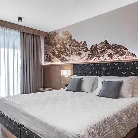 Hotel Rosa Alpina 3*