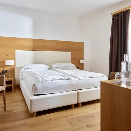 Hotel Dolomites 4*