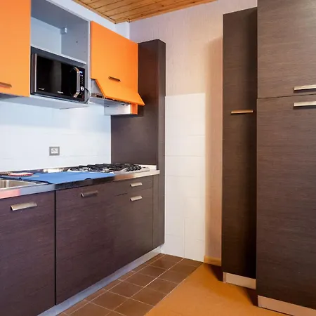 Aparthotel Viola