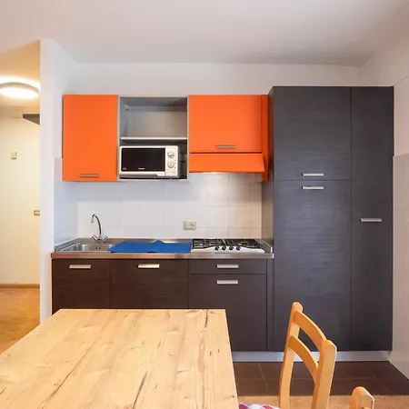 Viola Aparthotel Andalo