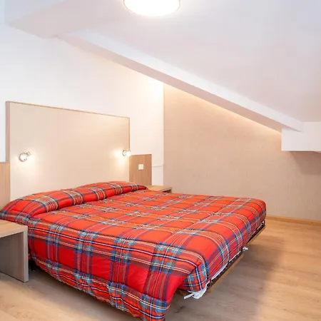 Aparthotel Viola 2*