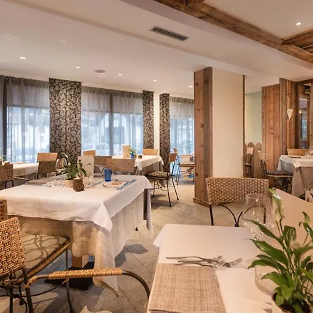 Family Serena 4* Andalo