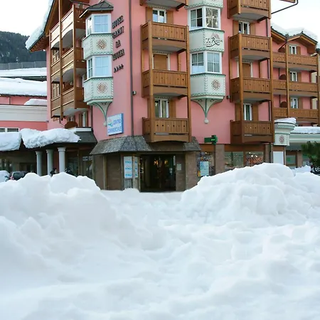Garni La Roccia Hotel Andalo