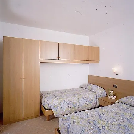Alba Nova Aparthotel 2*
