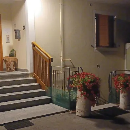 Residenza La Val Di Gianni Bottamedi Apartment