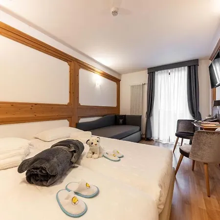 Hotel La Perla 4*