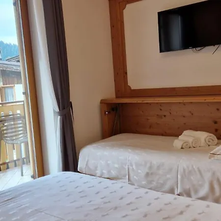Hotel La Perla 4*