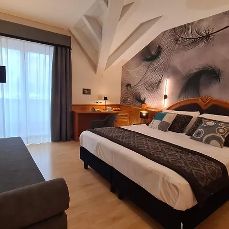 Dolce Avita & 4*