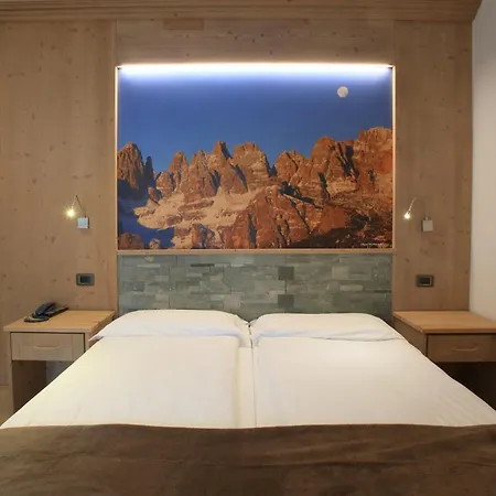 Gruppo Brenta Hotel 3*