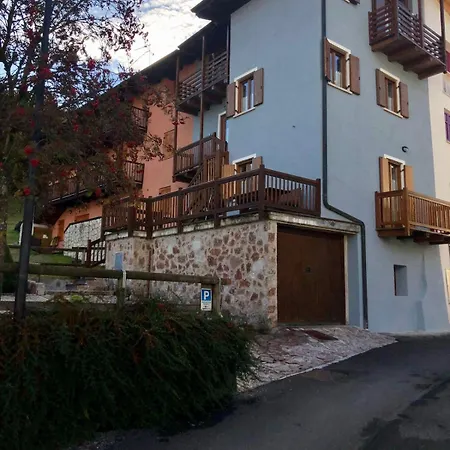 Bilocale Ai Piedi Delle Dolomiti