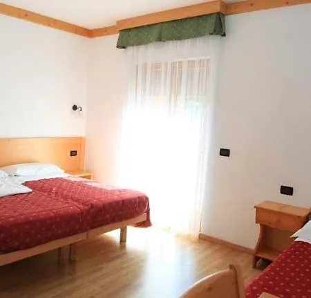 Hotel K2 3*