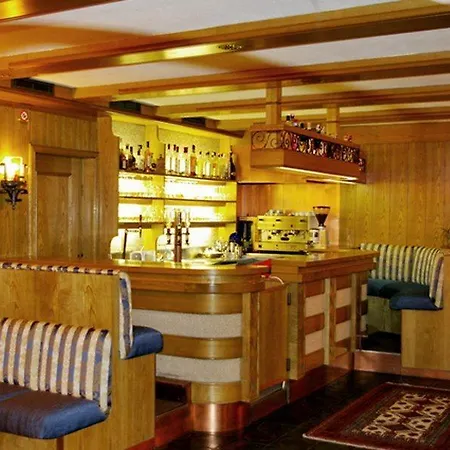 Hotel Dal Bon 3*