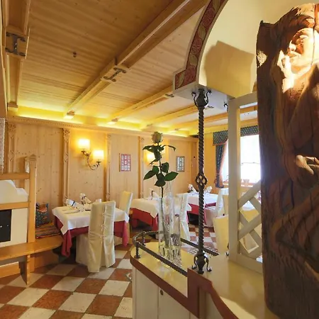 Dolce Avita & Hotel 4*
