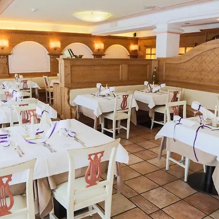 Dolce Avita & Hotel 4*