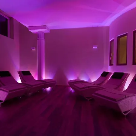 Dolce Avita & Hotel 4*