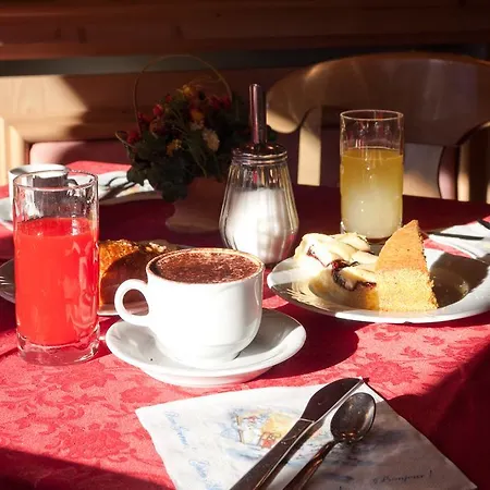 Cristallo Hotel