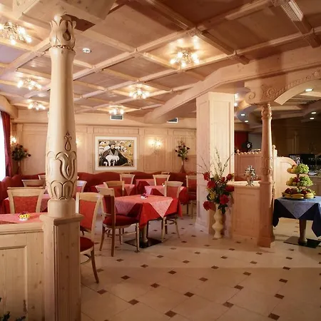 Hotel Garni La Roccia
