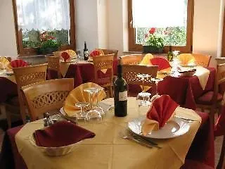 Hotel Alphotel Milano Andalo
