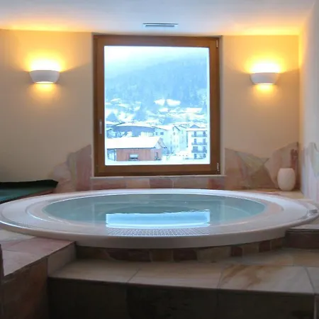 Alphotel Milano 3*