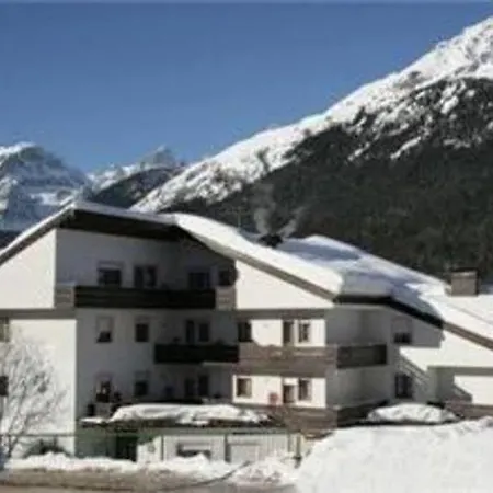 Viola Aparthotel