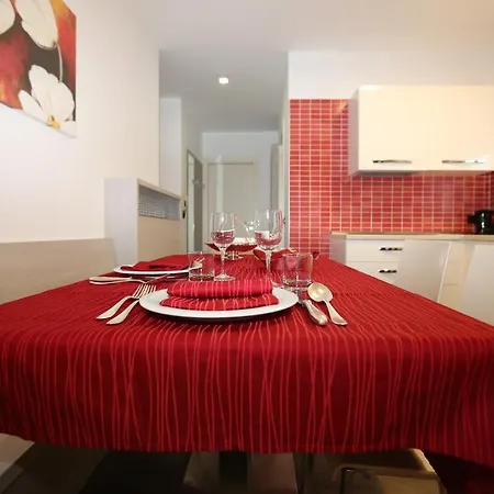 Aparthotel Diamant 3*