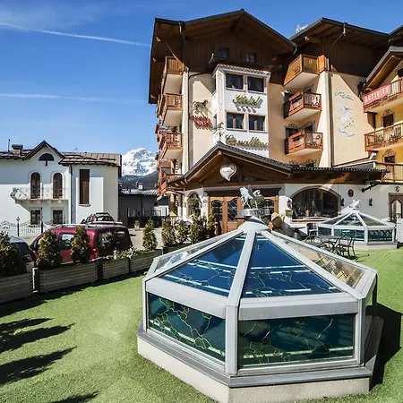 Hotel Cavallino Lovely 4*