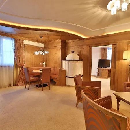 Dolce Avita & Hotel 4*